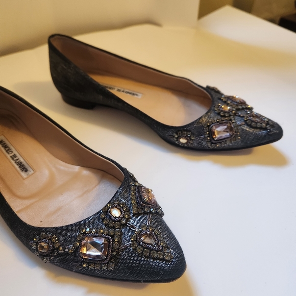 Manolo Blahnik flats size 8(38) in GUC - Picture 9 of 12